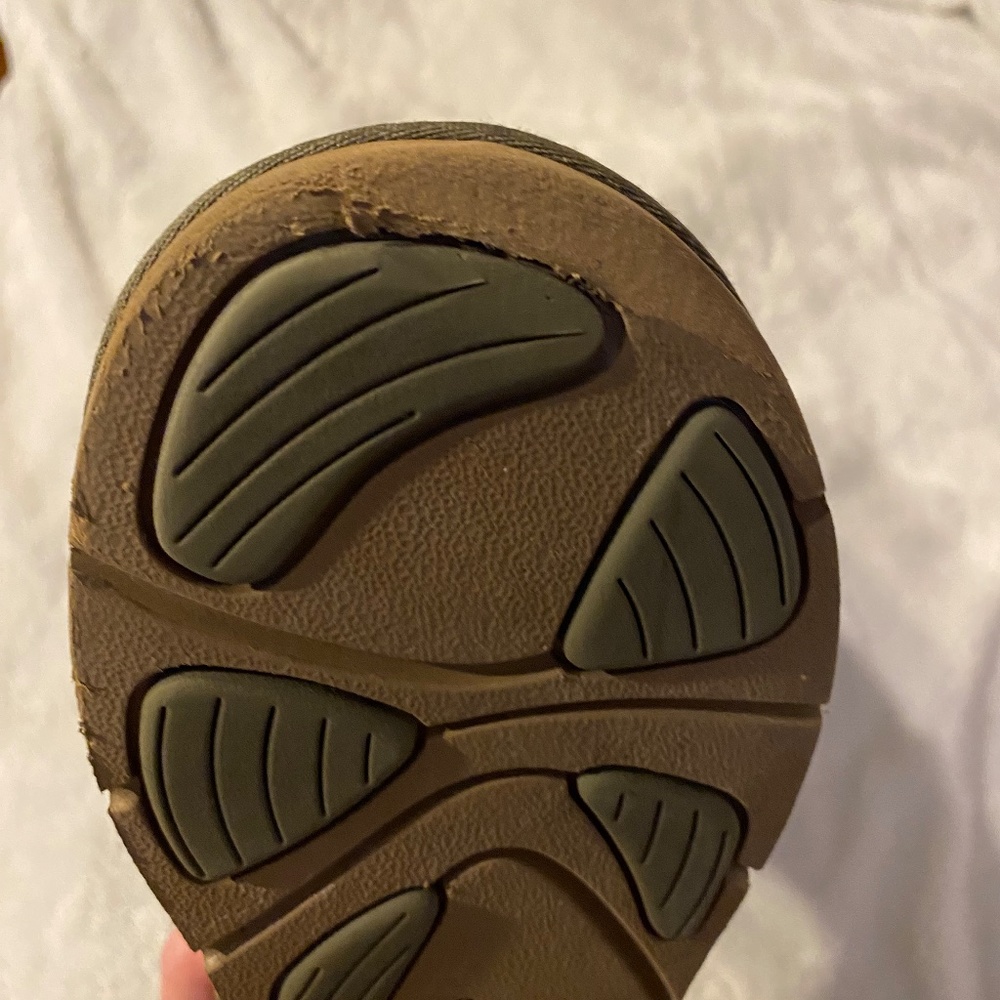 Green Ugg boot with pocket, size 6 - Picture 10 of 12